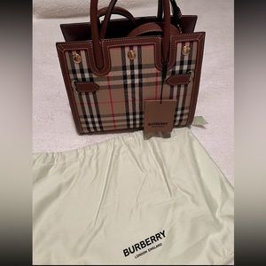 Burberry Purse